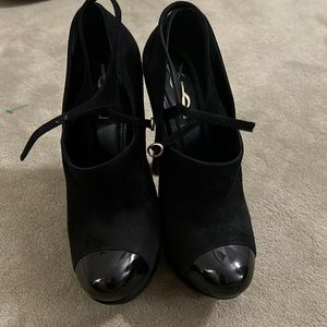 YSL suede healed pumps with strap, patent leather toe. Size 38